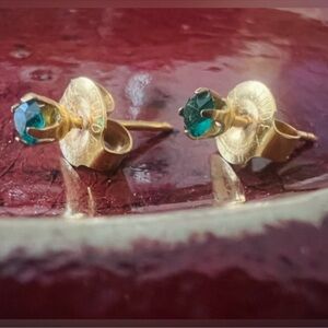 Classic Emerald Stud Earrings - Women Jewelry